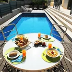 Villa Paraty - Piscina E Bbq, Perto Da Strip - Albufeira